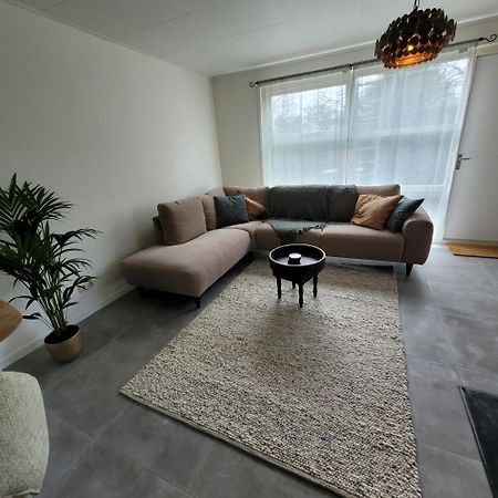 Ecolodges De Dreef Guesthouse Renesse Bagian luar foto